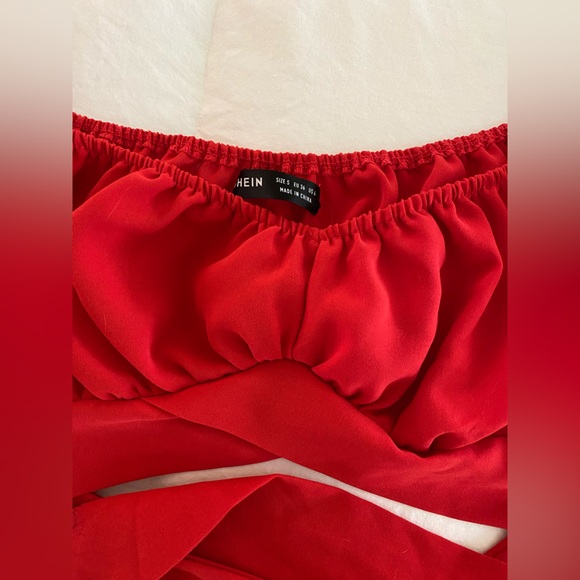 Small Crop Top - Picture 2 of 3